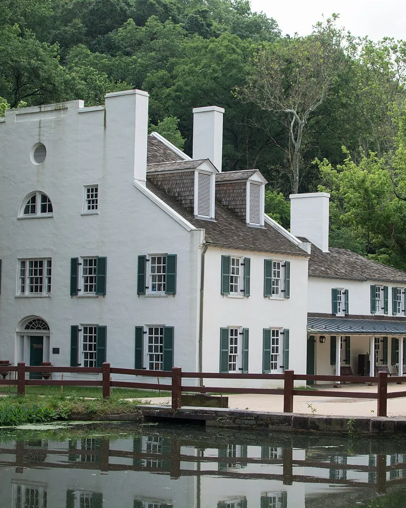 Great Falls Tavern on the CandO Canal, Potomac